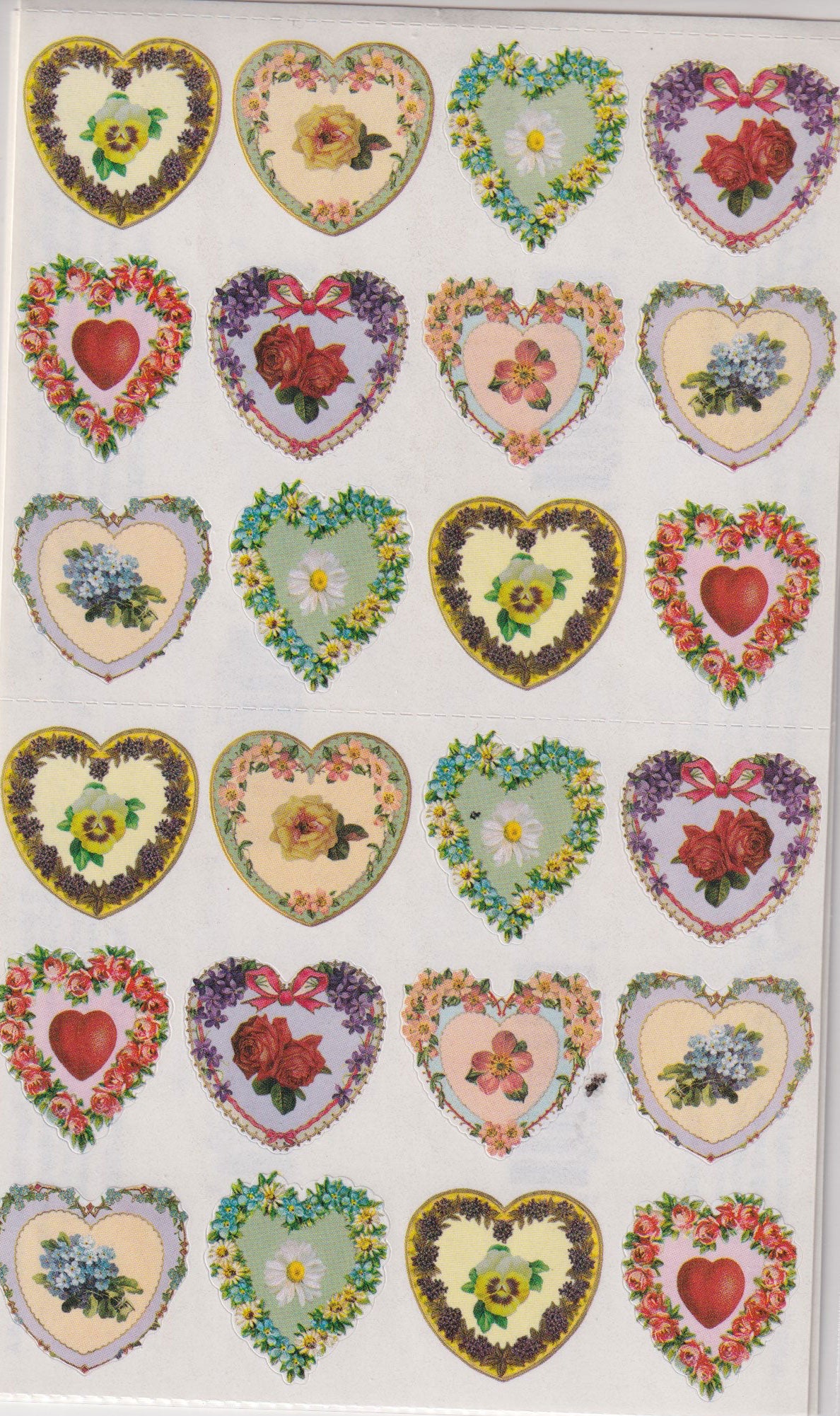 GIFTED LINE: Victorian Small Hearts