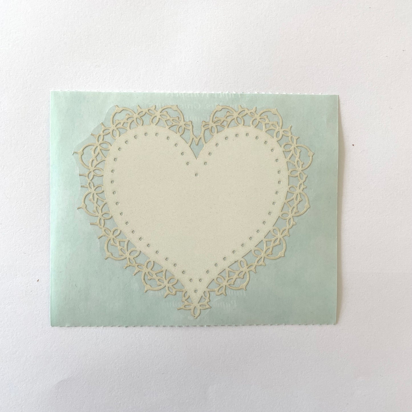 Mrs. Grossman's: Laser Cut White Lace Heart Stickers